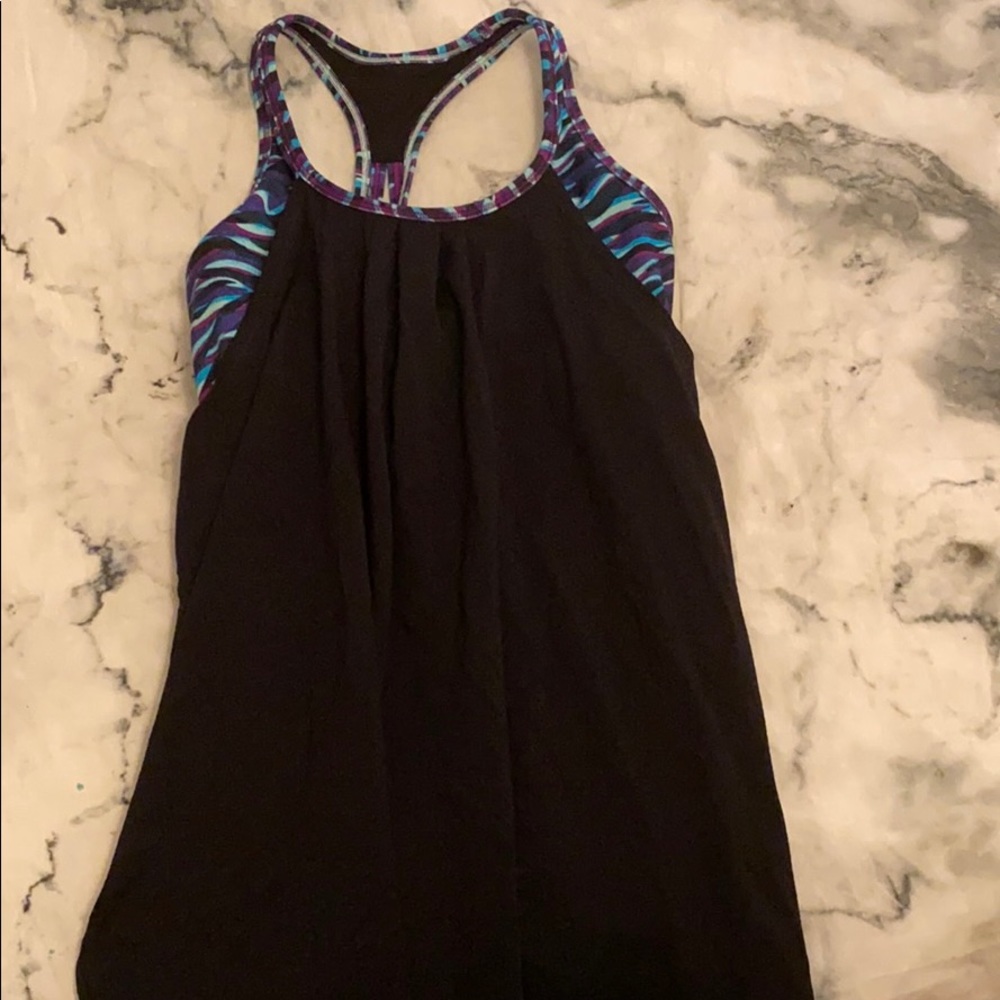 black ivivva tank top